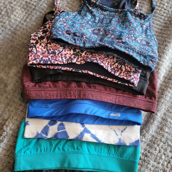 XS Fitted Crop Sports Bra BUNDLE (8) - Picture 1 of 9